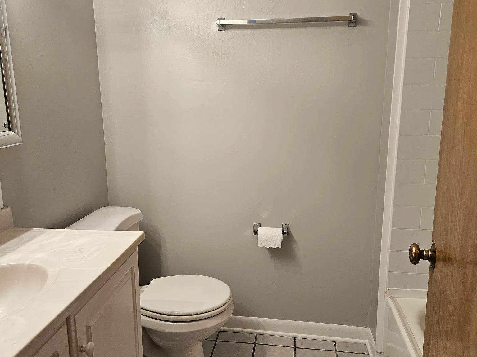 1 bed, 900 sqft, $1,750 — Photo 2