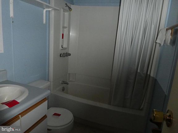 4th image of 4474 Silver Hill Ct