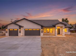18620 Symeron Rd, Apple Valley, CA 92307