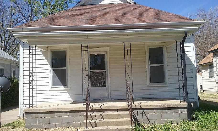 1st image of 305 N 13th St