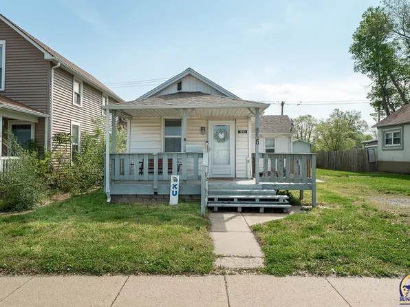 526 NE Chandler St, Topeka, KS 66616