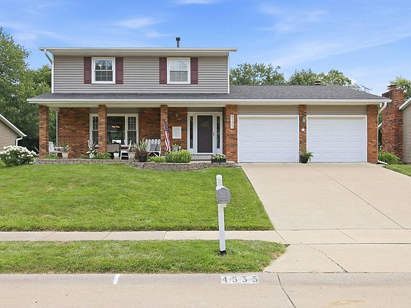 3rd image of 4535 Apple Valley Dr