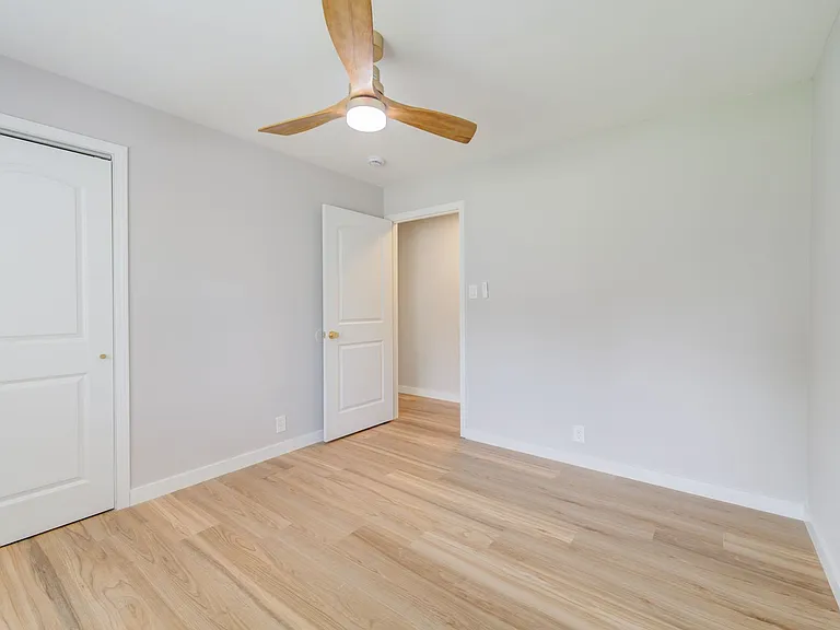 2303 Ida Dr — Photo 13