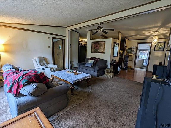 3rd image of 3619 Bayberry Dr