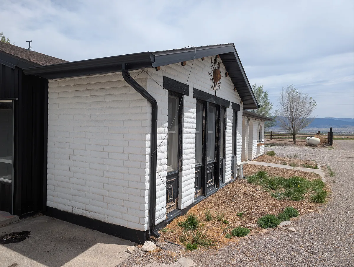 Building Photo - 533 N Clarion Rd