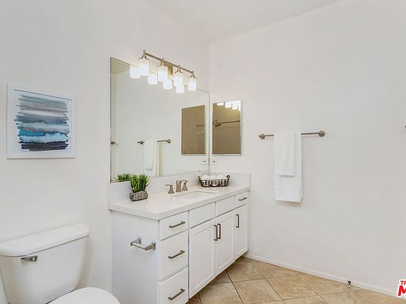 5th image of 6400 Crescent Park E APT 418