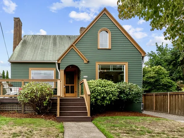 2648 SE Harrison St, Portland, OR 97214