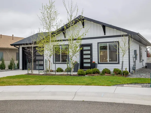 838 Duesenberg Ct, Cody, WY 82414