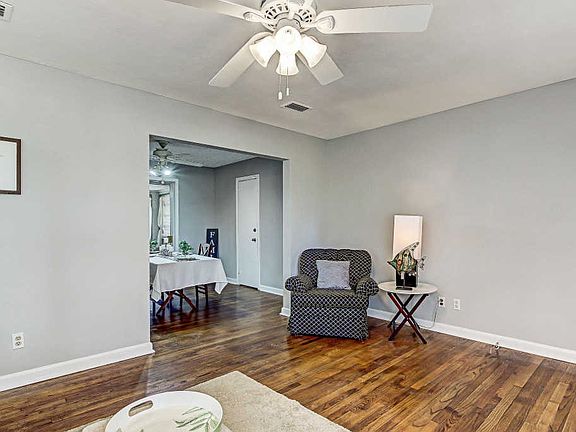 5th image of 3724 Sudbury Ave