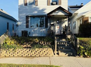 1014 Dillingham Ave, Sheboygan, WI 53081