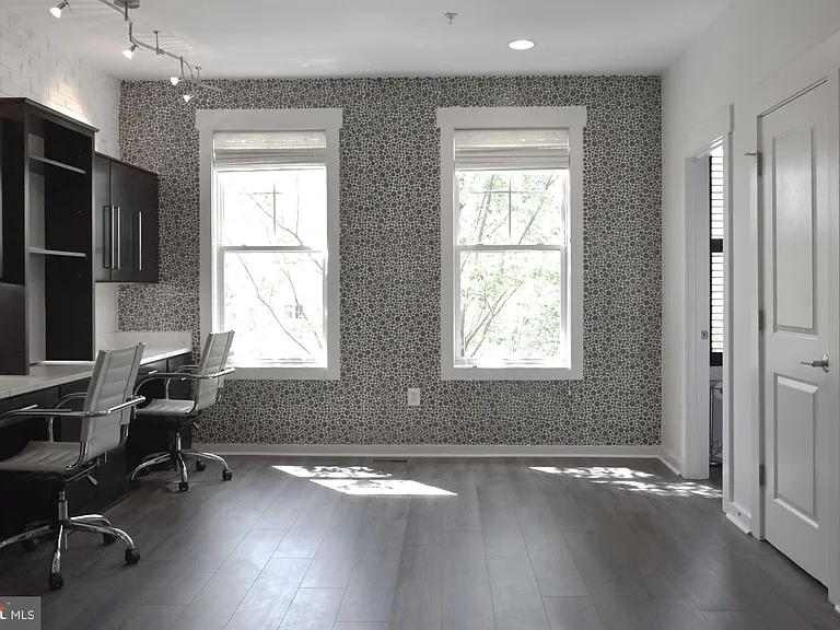 22447 Verde Gate Ter — Photo 12