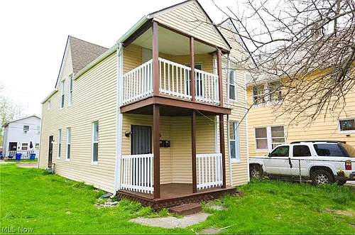 3514 W 58th St Photo 1
