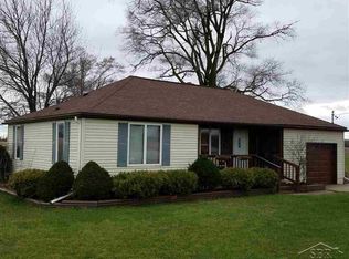 4333 Peet Rd, Chesaning, MI 48616