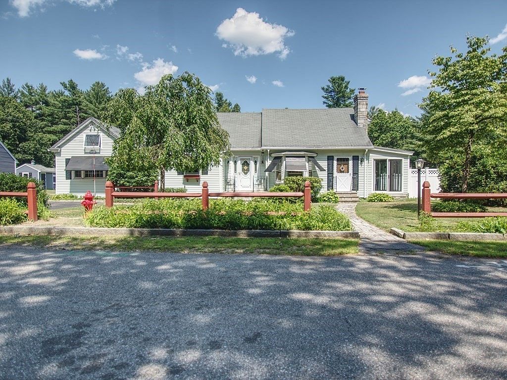 30 Strawberry Hill Rd, North Chelmsford, MA 01863 Zillow