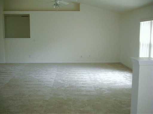 5th image of 3228 Lorimar Ln