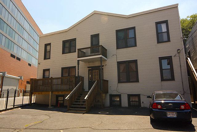 1st image of 1113 W Patterson Ave APT 2W
