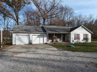 6437 E Monroe Ave, Stoy, IL 62464