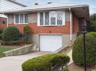 3222 Parsons Blvd, Flushing, NY 11354