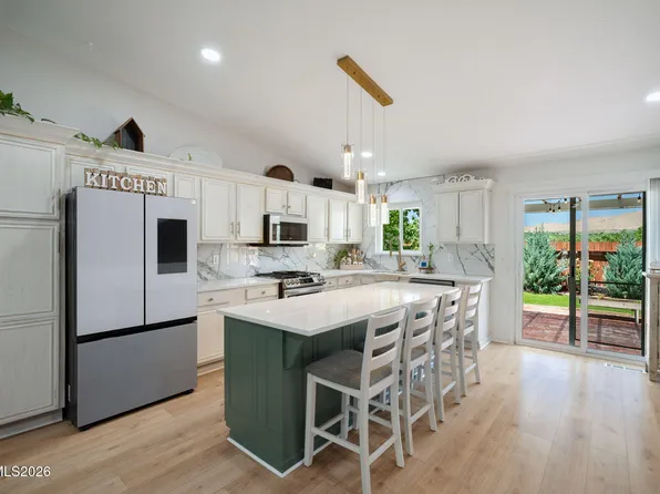 5633 Ranch Ct, Sun Valley, NV 89433