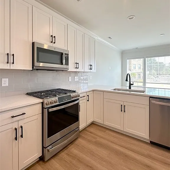 5006 Distillers Ln #A — Photo 4