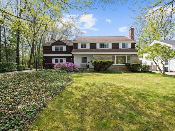 1132 Brainard Rd, Lyndhurst, OH 44124