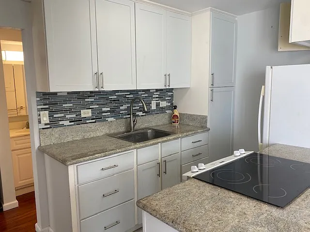 2740 Kuilei St #1602 — Photo 5
