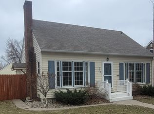 710 E 5th St, Redwood Falls, MN 56283