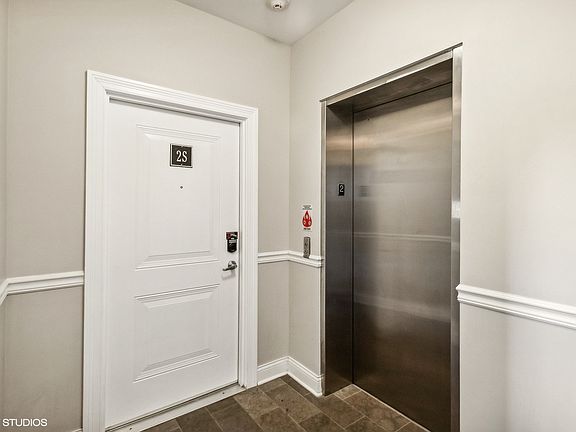 4th image of 1454 N Milwaukee Ave APT 2S