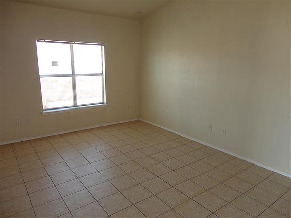 2nd image of 308 Horizon View Dr