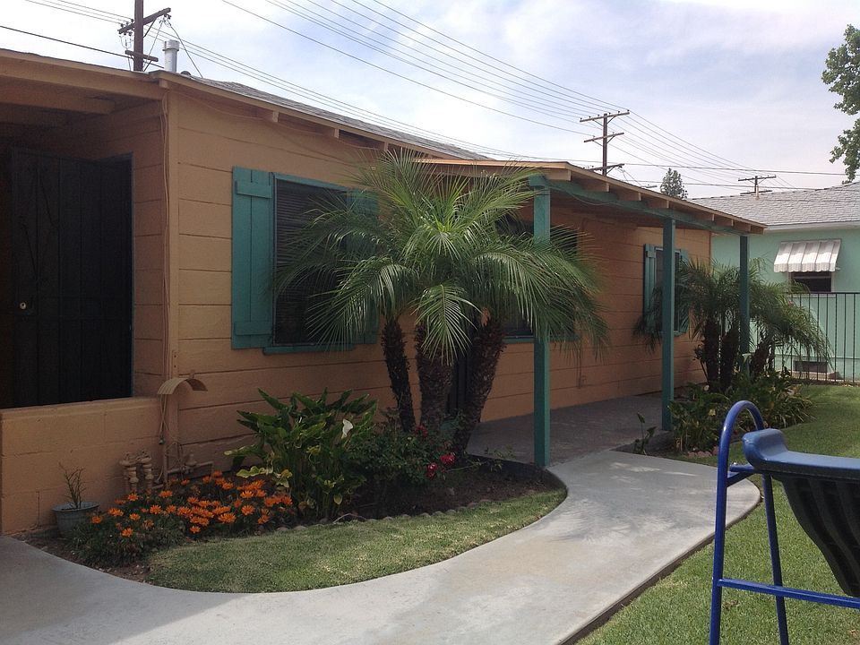 1st image of 2521 N Lincoln St