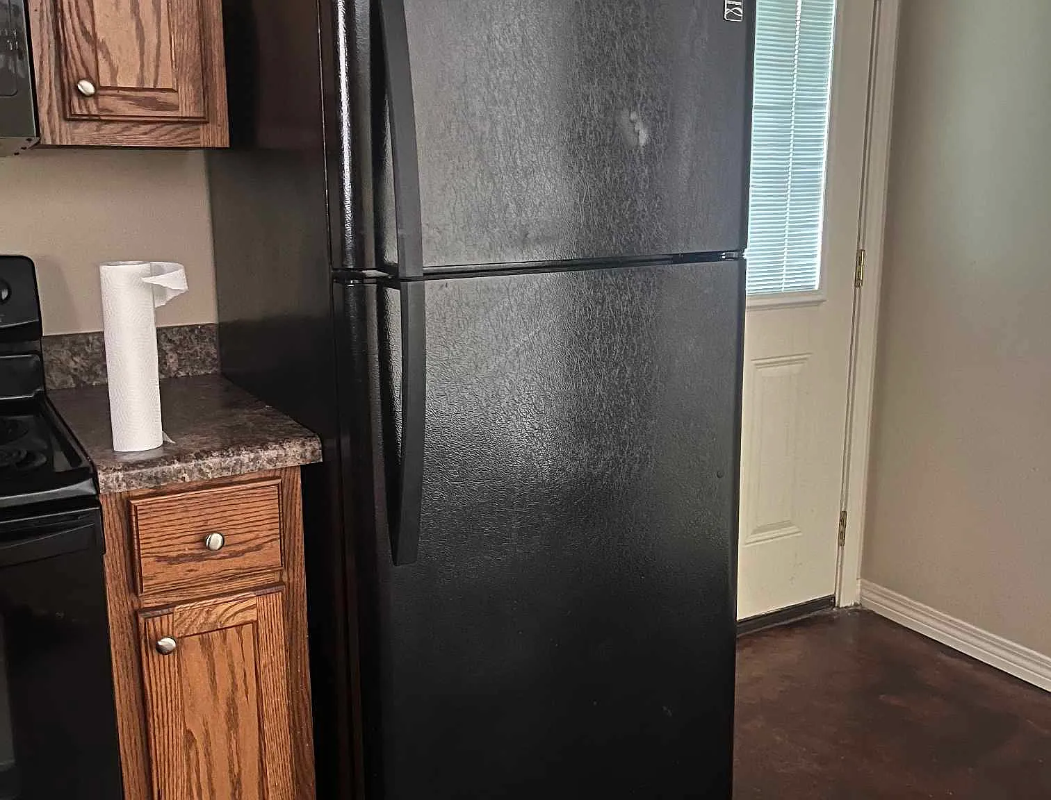2 bed, 1100 sqft, $900 — Photo 3