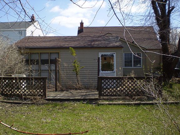 3rd image of 34 Princeton Ct