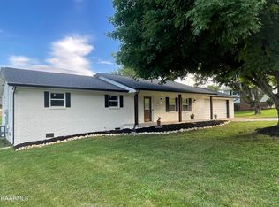 3908 Edina Dr, Knoxville, TN 37938