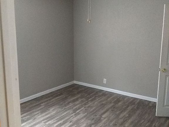 4th image of 318 Siebenman St APT A