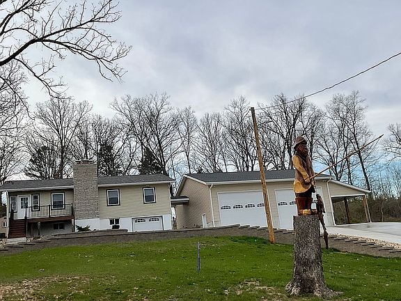 3rd image of 6013 N Lakeshore Dr