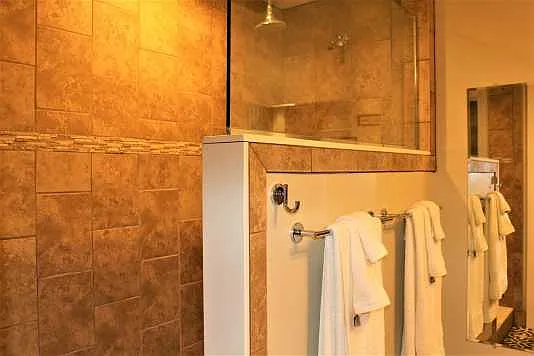 1 bed, 1.0 bath, $1,800 — Photo 4