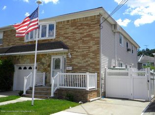 24 Greencroft Ave, Staten Island, NY 10308