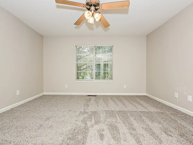 2499 Brianna Dr — Photo 9