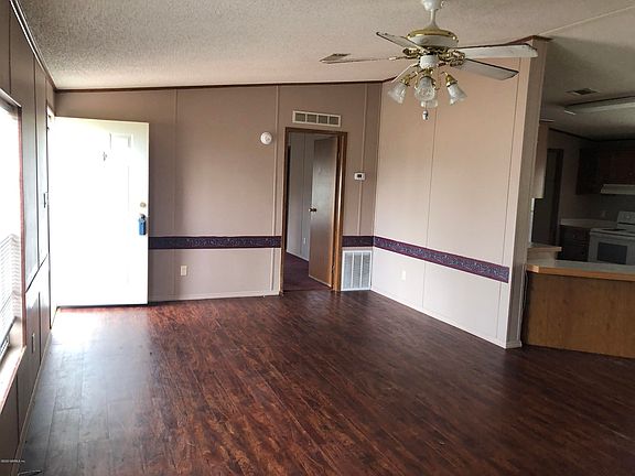 5th image of 7940 Plummer Rd