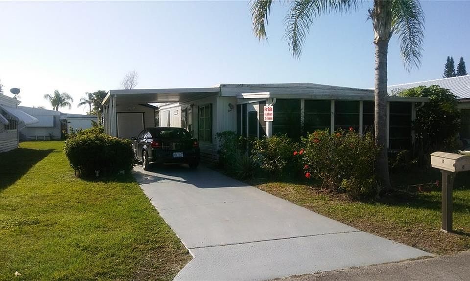 1st image of 5 Aragon Ln