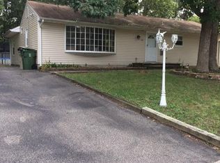 25 Park Ave, Bayville, NJ 08721
