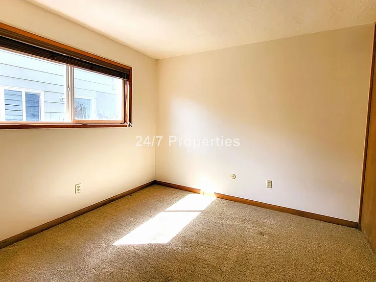 3415 SW 11th Ave #4 — Photo 9