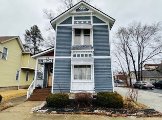 15 Blackhawk Ave, Aurora, IL 60506