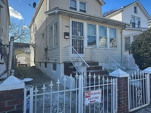 11058 160th St, Jamaica, NY 11433