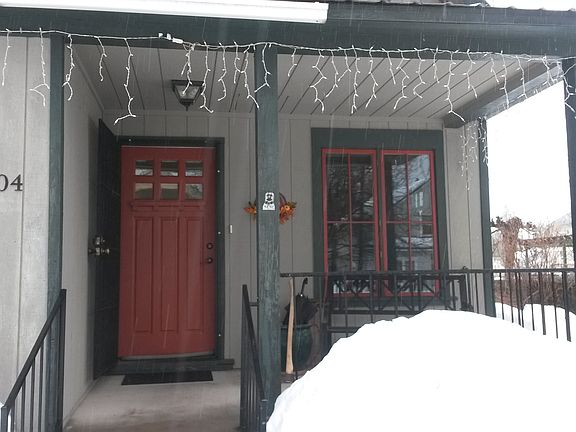 2nd image of 304 Quincy Ave