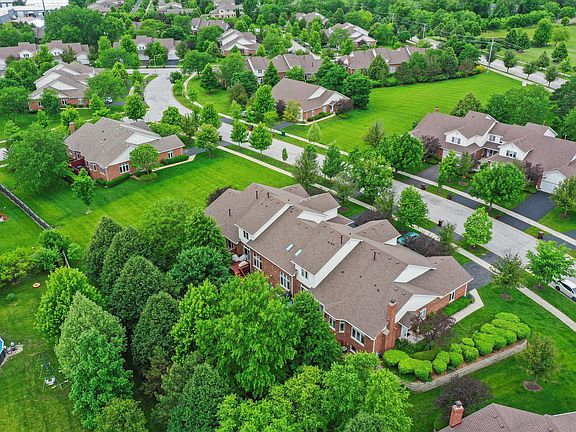 5th image of 10841 Canterbury Dr