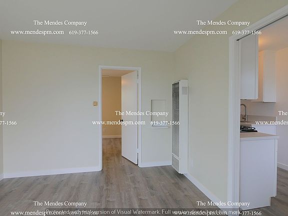 4th image of 2819 Avenida De Portugal