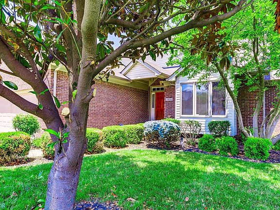 2nd image of 3908 Stonyrun Dr