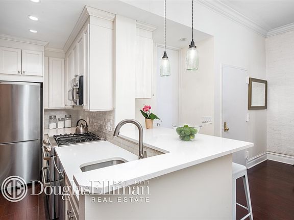 3rd image of 333 W 84th St APT 5