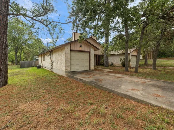 103 S Kaupo Dr APT A, Bastrop, TX 78602